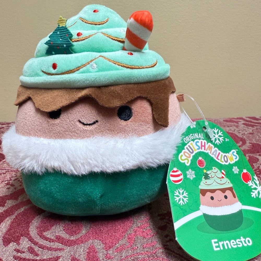 ✨NWT✨ 5” Ernesto Squishmallow